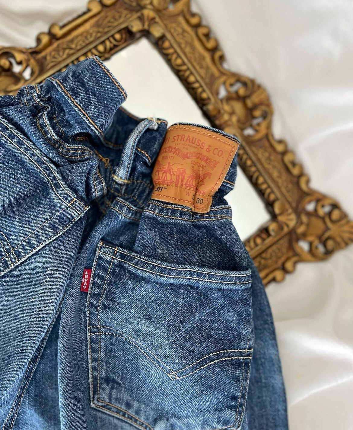 Short Levis